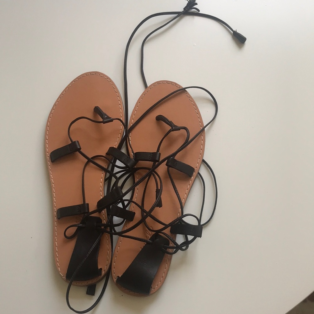 Never worn Madewell boardwalk lace up sandals